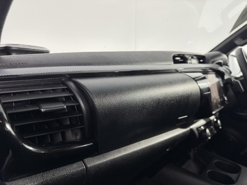 2025 (25) TOYOTA COMMERCIAL HILUX GR Sport II D/Cab Pick Up 2.8 D-4D Auto 5304961