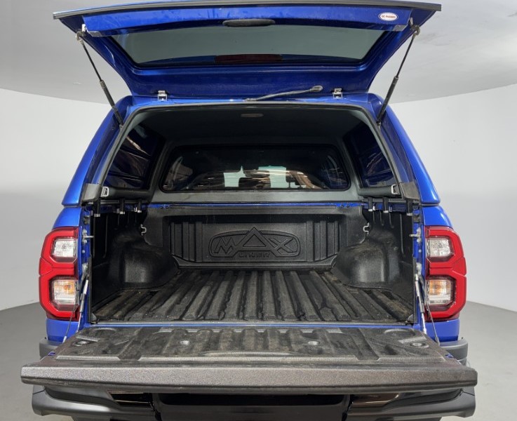 2025 (25) TOYOTA COMMERCIAL HILUX GR Sport II D/Cab Pick Up 2.8 D-4D Auto 5304948