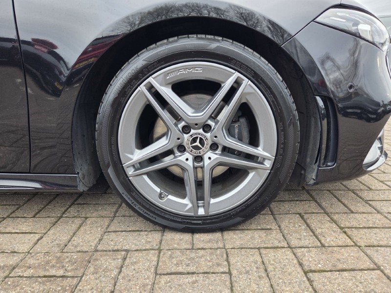 2020 (69) MERCEDES-BENZ A CLASS A200 AMG Line Executive 5dr Auto 5231950