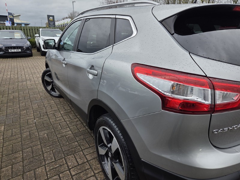 2017 (17) NISSAN QASHQAI 1.5 dCi N-Connecta 5dr 5257881