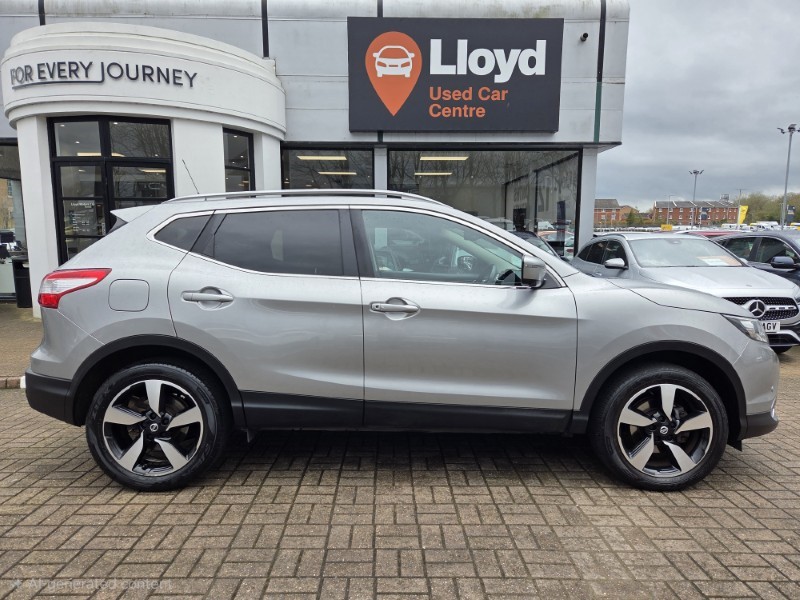 2017 (17) NISSAN QASHQAI 1.5 dCi N-Connecta 5dr 5257872