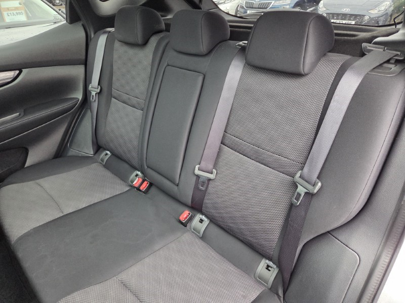 2017 (17) NISSAN QASHQAI 1.5 dCi N-Connecta 5dr 5257894