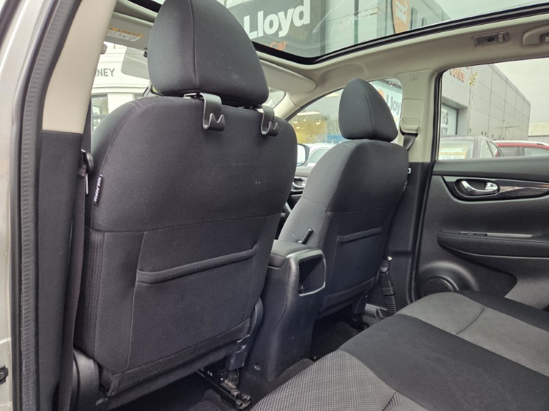 2017 (17) NISSAN QASHQAI 1.5 dCi N-Connecta 5dr 5257889