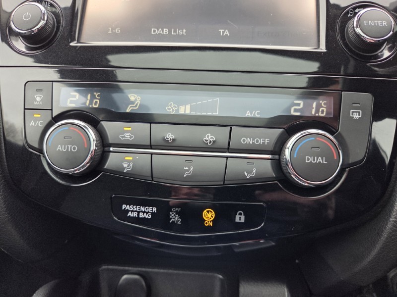 2017 (17) NISSAN QASHQAI 1.5 dCi N-Connecta 5dr 5257904