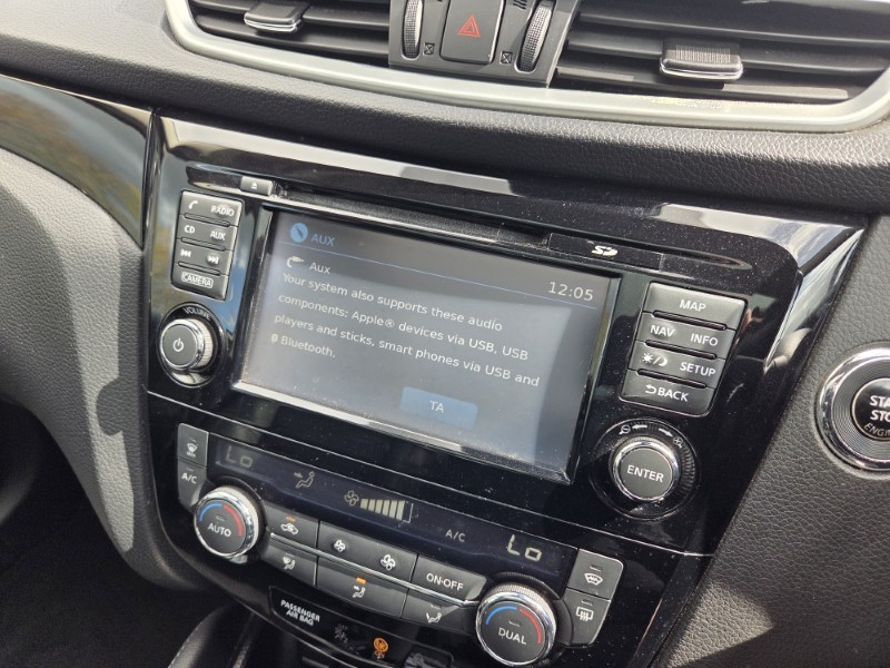 2017 (17) NISSAN QASHQAI 1.6 dCi Tekna 5dr Xtronic 5283055