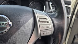 2017 (17) NISSAN QASHQAI 1.6 dCi Tekna 5dr Xtronic 5283048