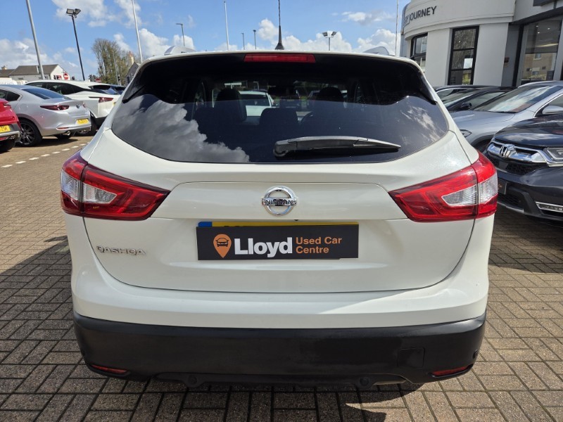 2017 (17) NISSAN QASHQAI 1.6 dCi Tekna 5dr Xtronic 5283030