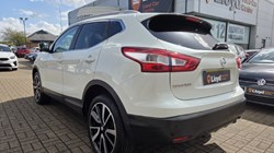 2017 (17) NISSAN QASHQAI 1.6 dCi Tekna 5dr Xtronic 5283029