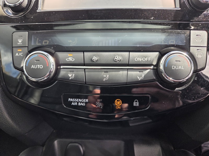 2017 (17) NISSAN QASHQAI 1.6 dCi Tekna 5dr Xtronic 5283052