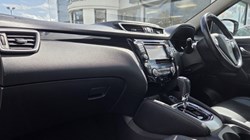 2017 (17) NISSAN QASHQAI 1.6 dCi Tekna 5dr Xtronic 5283041