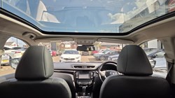 2017 (17) NISSAN QASHQAI 1.6 dCi Tekna 5dr Xtronic 5283034