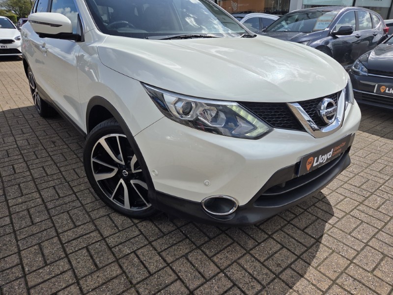 2017 (17) NISSAN QASHQAI 1.6 dCi Tekna 5dr Xtronic 5283023