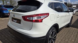 2017 (17) NISSAN QASHQAI 1.6 dCi Tekna 5dr Xtronic 5283031