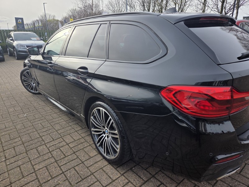 2020 (20) BMW 5 SERIES 520d M Sport 5dr Auto 5256015