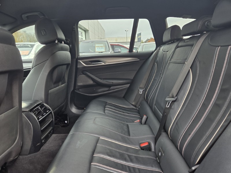 2020 (20) BMW 5 SERIES 520d M Sport 5dr Auto 5256024
