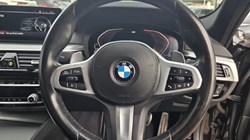2020 (20) BMW 5 SERIES 520d M Sport 5dr Auto 5256034