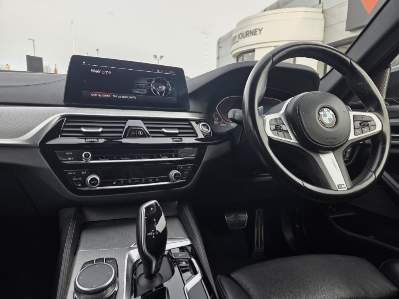 2020 (20) BMW 5 SERIES 520d M Sport 5dr Auto 5256026