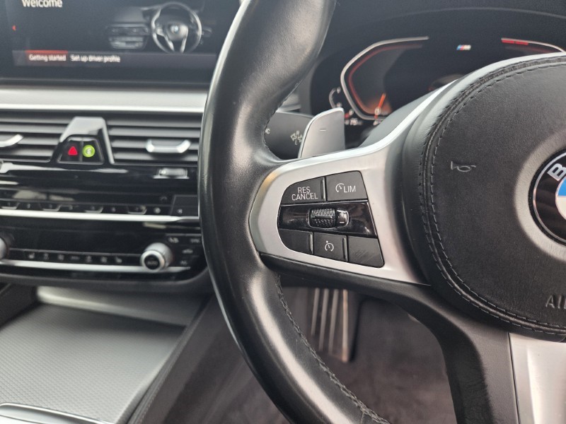 2020 (20) BMW 5 SERIES 520d M Sport 5dr Auto 5256032