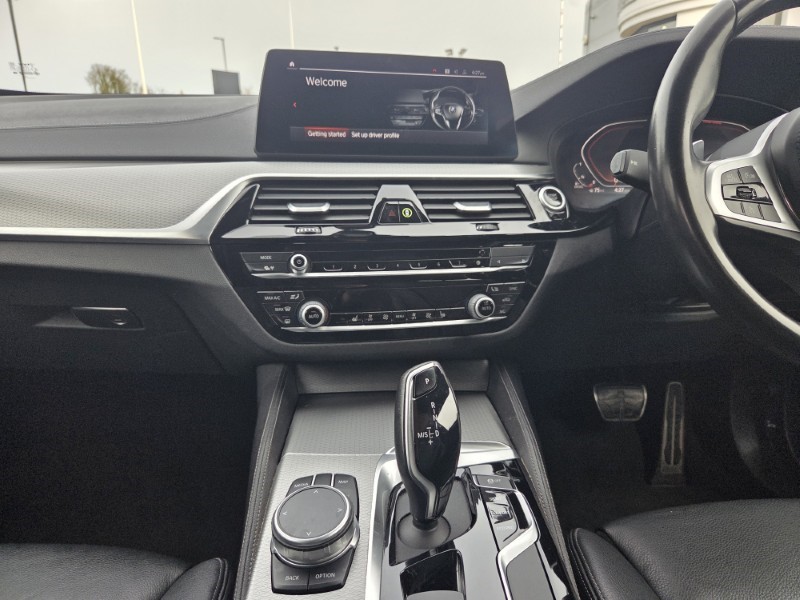 2020 (20) BMW 5 SERIES 520d M Sport 5dr Auto 5256027