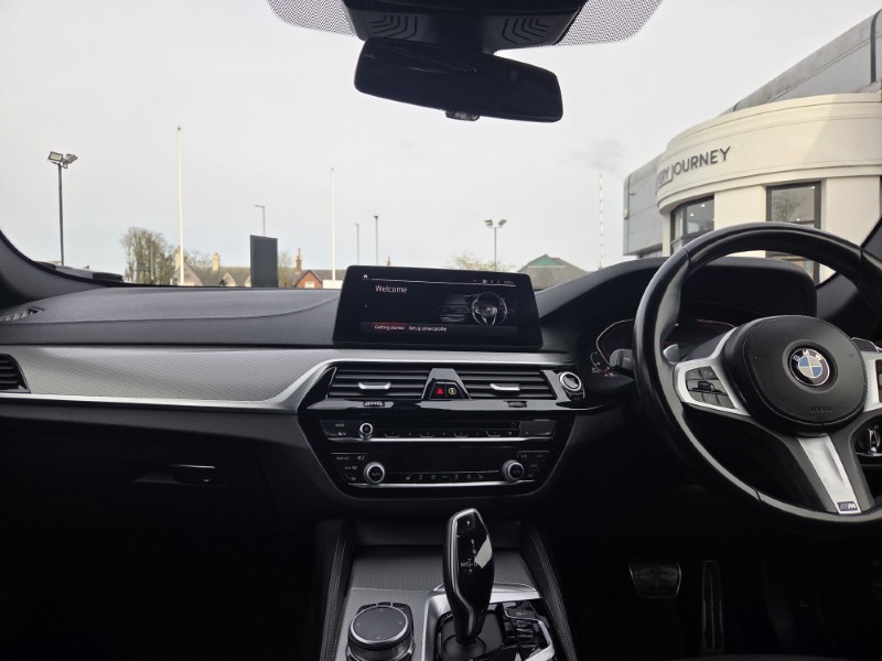 2020 (20) BMW 5 SERIES 520d M Sport 5dr Auto 5256025