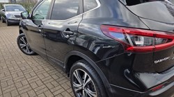 2018 (68) NISSAN QASHQAI 1.2 DiG-T N-Connecta 5dr 5236077
