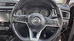 2018 (68) NISSAN QASHQAI 1.2 DiG-T N-Connecta 5dr 5236096