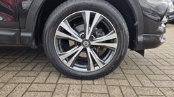2018 (68) NISSAN QASHQAI 1.2 DiG-T N-Connecta 5dr 5236070