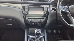 2018 (68) NISSAN QASHQAI 1.2 DiG-T N-Connecta 5dr 5236089