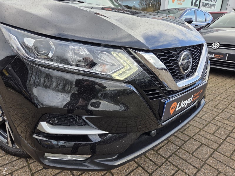 2018 (68) NISSAN QASHQAI 1.2 DiG-T N-Connecta 5dr 5236076
