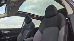 2018 (68) NISSAN QASHQAI 1.2 DiG-T N-Connecta 5dr 5236092