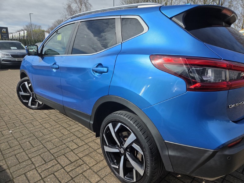 2019 (69) NISSAN QASHQAI 1.3 DiG-T Tekna 5dr 5248189