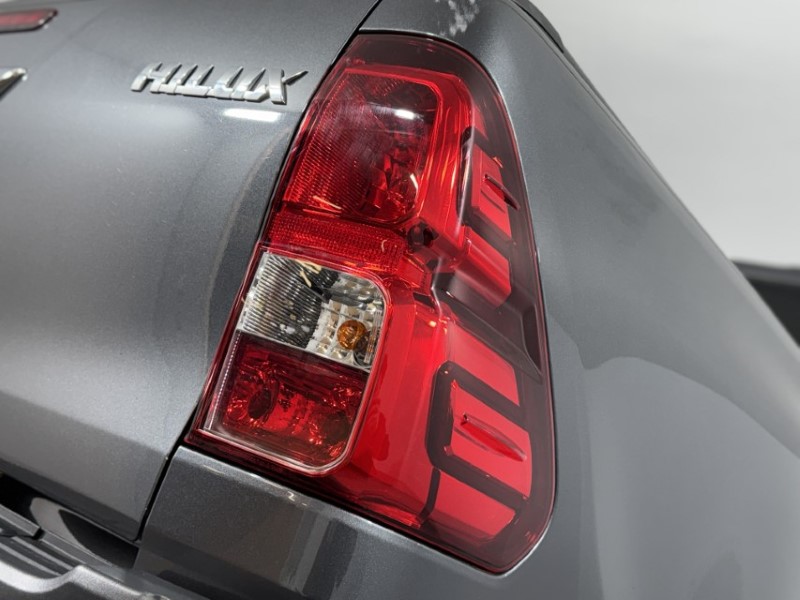 2020 (70) TOYOTA COMMERCIAL HILUX Icon D/Cab Pick Up 2.4 D-4D 5257651