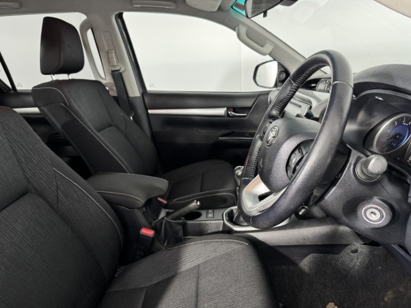 2020 (70) TOYOTA COMMERCIAL HILUX Icon D/Cab Pick Up 2.4 D-4D 5257644