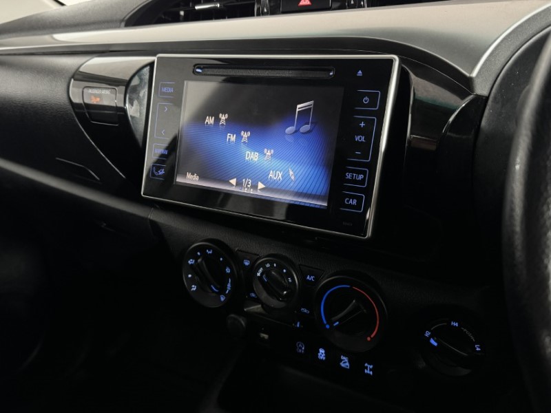 2020 (70) TOYOTA COMMERCIAL HILUX Icon D/Cab Pick Up 2.4 D-4D 5257639