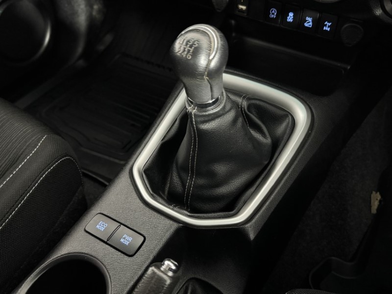 2020 (70) TOYOTA COMMERCIAL HILUX Icon D/Cab Pick Up 2.4 D-4D 5257630