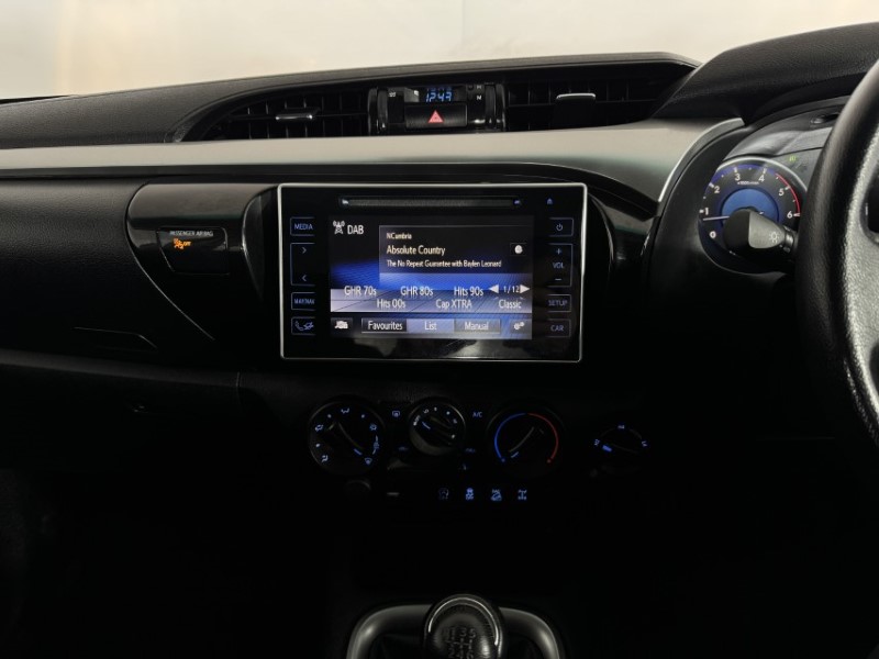 2020 (70) TOYOTA COMMERCIAL HILUX Icon D/Cab Pick Up 2.4 D-4D 5257628