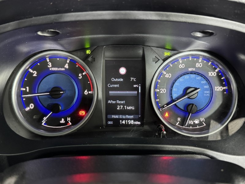 2020 (70) TOYOTA COMMERCIAL HILUX Icon D/Cab Pick Up 2.4 D-4D 5257627