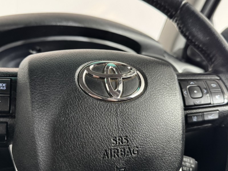 2020 (70) TOYOTA COMMERCIAL HILUX Icon D/Cab Pick Up 2.4 D-4D 5257634