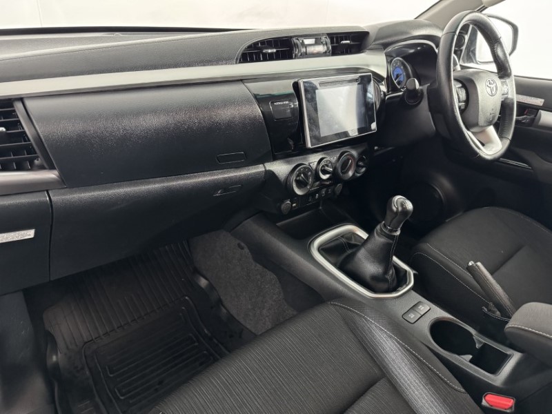 2020 (70) TOYOTA COMMERCIAL HILUX Icon D/Cab Pick Up 2.4 D-4D 5257669