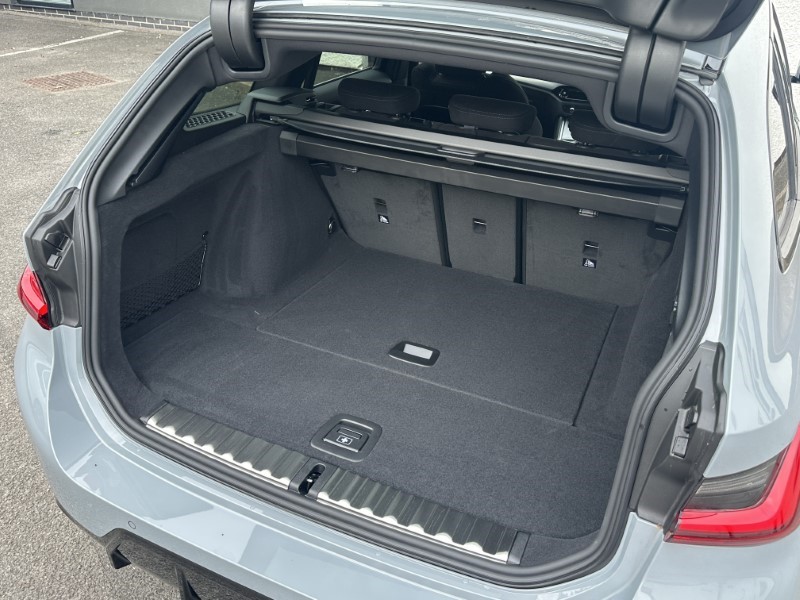  BMW 3 SERIES 320i M Sport 5dr Step Auto [Pro Pack] 4590204