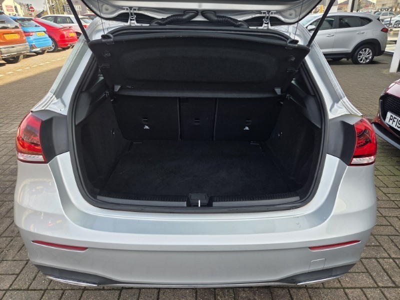 2019 (19) MERCEDES-BENZ A CLASS A200 AMG Line 5dr Auto 5249380