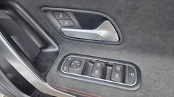 2019 (19) MERCEDES-BENZ A CLASS A200 AMG Line 5dr Auto 5249390