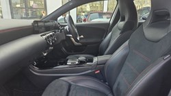 2019 (19) MERCEDES-BENZ A CLASS A200 AMG Line 5dr Auto 5249388