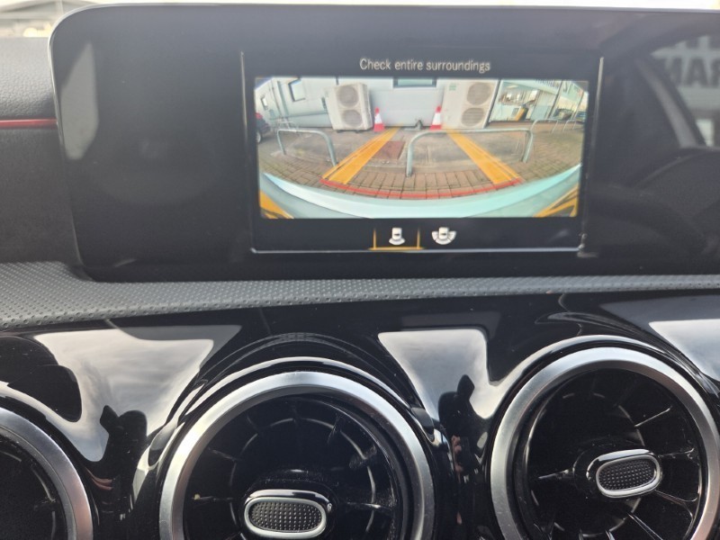 2019 (19) MERCEDES-BENZ A CLASS A200 AMG Line 5dr Auto 5249375