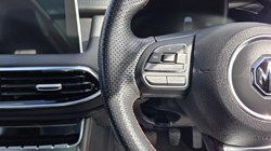 2022 (22) MG MOTOR UK HS 1.5 T-GDI Exclusive 5dr 5257143