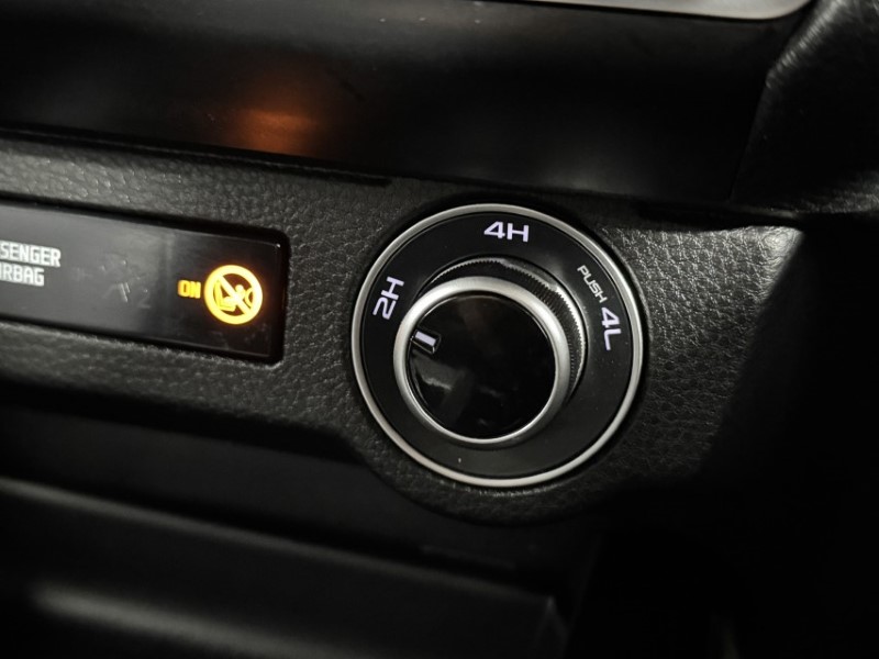 2023 (23) ISUZU COMMERCIAL D-MAX 1.9 V-Cross Double Cab 4x4 Auto 5249781