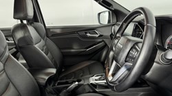 2023 (23) ISUZU COMMERCIAL D-MAX 1.9 V-Cross Double Cab 4x4 Auto 5249791