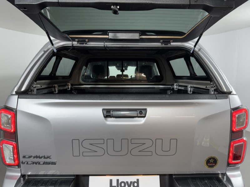 2023 (23) ISUZU COMMERCIAL D-MAX 1.9 V-Cross Double Cab 4x4 Auto 5249805