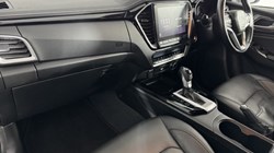 2023 (23) ISUZU COMMERCIAL D-MAX 1.9 V-Cross Double Cab 4x4 Auto 5249824