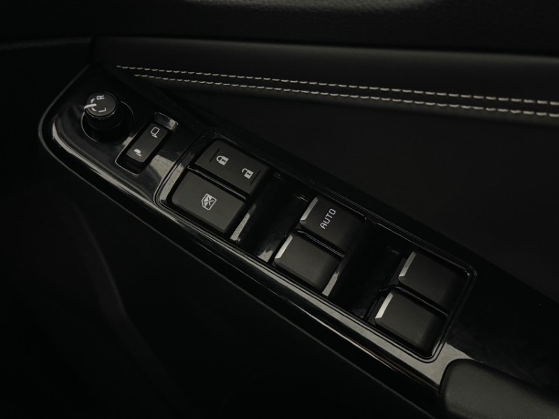 2023 (23) ISUZU COMMERCIAL D-MAX 1.9 V-Cross Double Cab 4x4 Auto 5249780